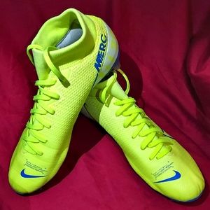 Nike Super Fly Youth size 6